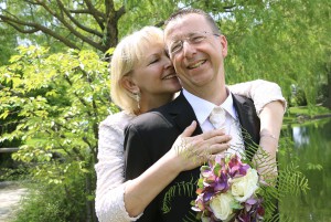 Silke und Torsten haben sich für die Hochzeitsfotos die Gärten der Welt in Berlin ausgesucht. Tolles Wetter, tolle Stimmung, tolle Bilder